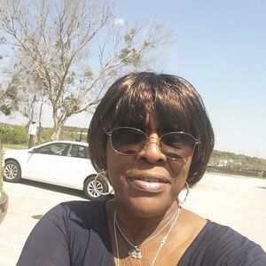 Meet your Posher, Carolyn